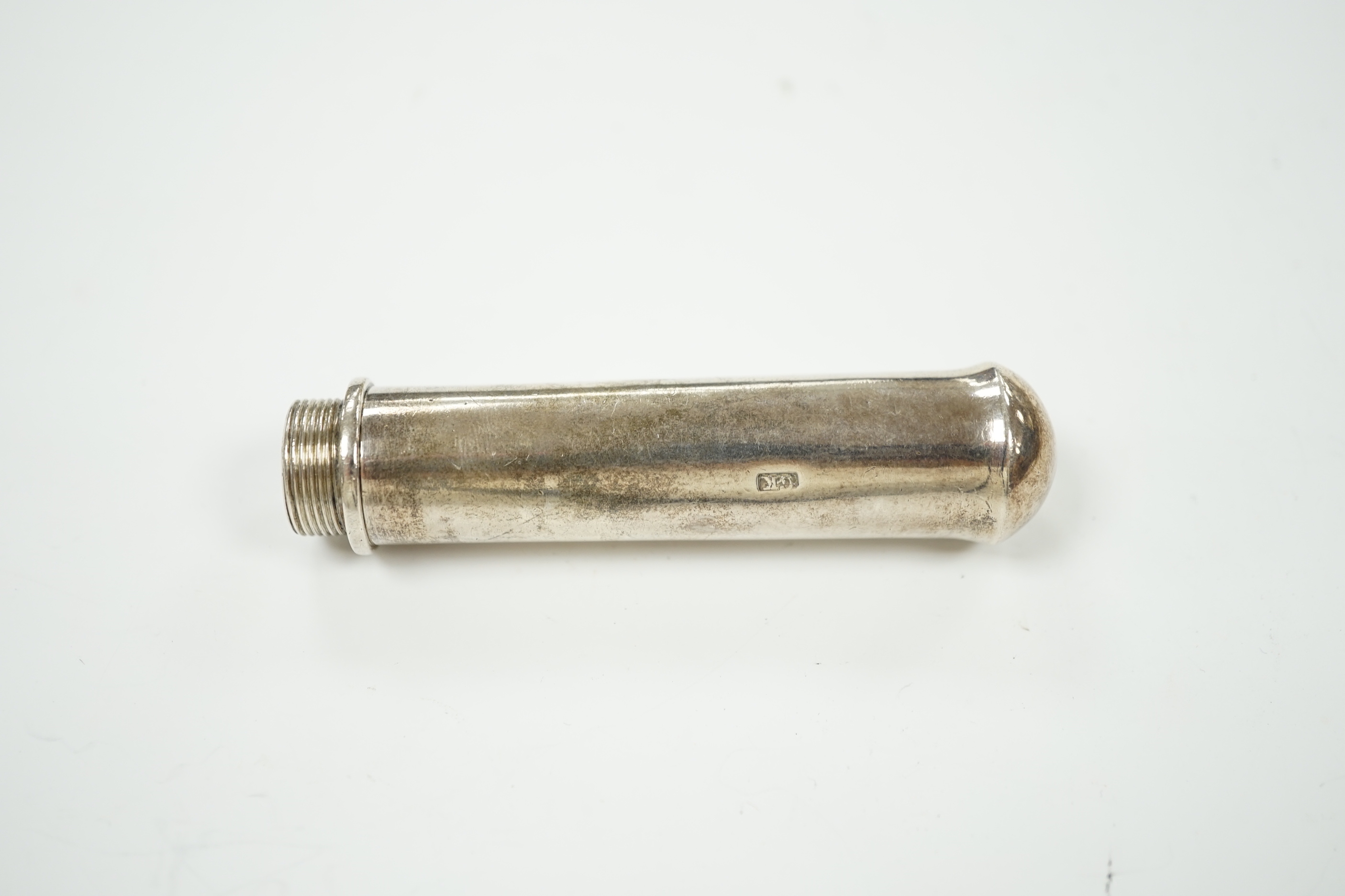 A George III silver travelling apple corer, George Knight, London, 1818, 84mm.